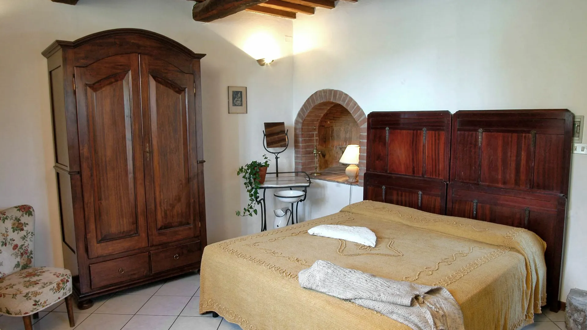 Villa Tuscan Apartment On Winery Estate Castelnuovo Berardenga